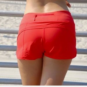 NWT Lululemon Run Speed Short Alarm Size 4
